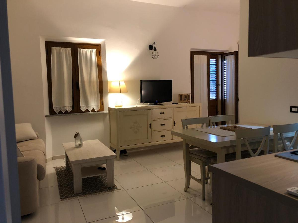 Elegante Monolocale Al Centro Del Paese Apartment เตวลาดา ภายนอก รูปภาพ